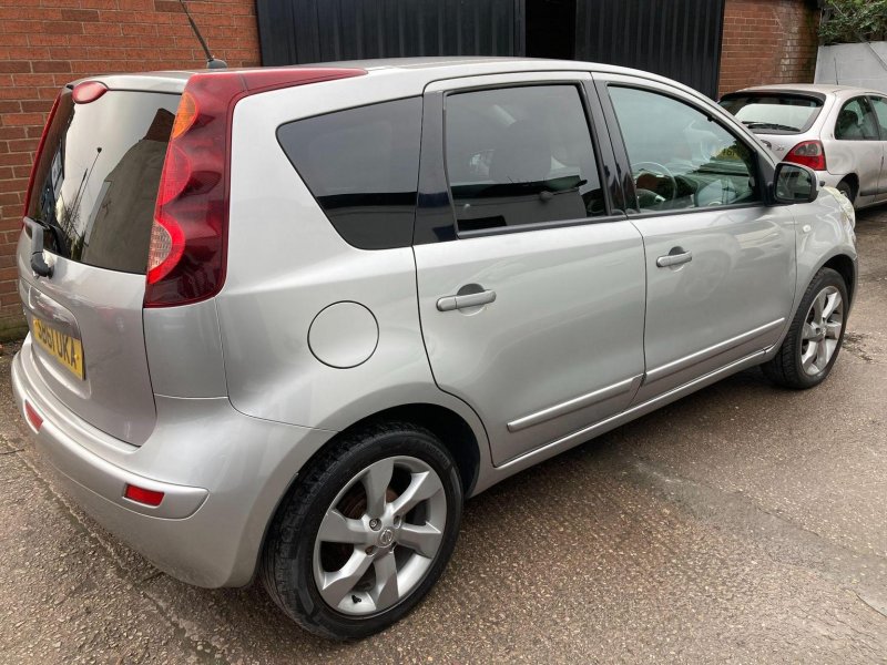 NISSAN NOTE