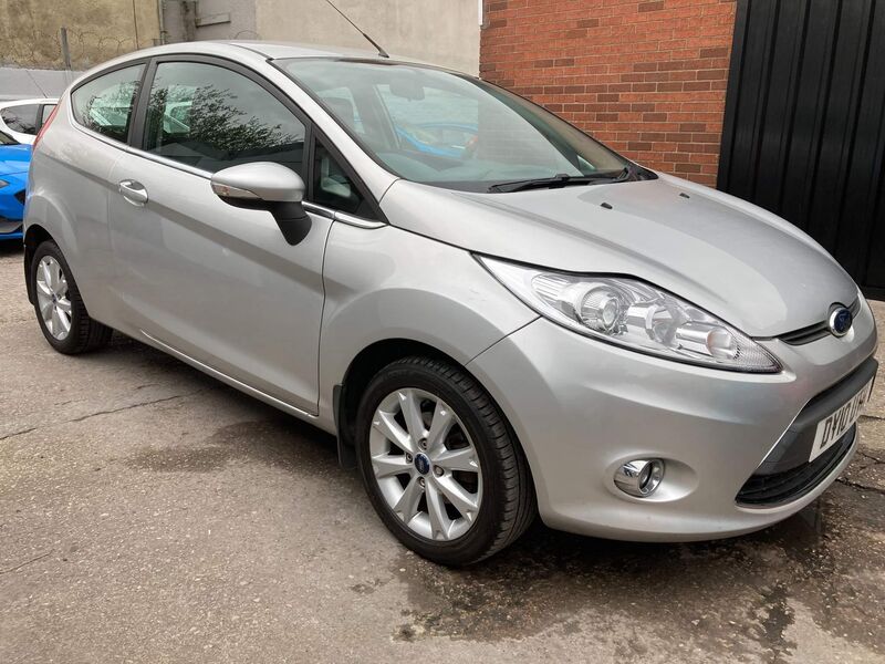 FORD FIESTA