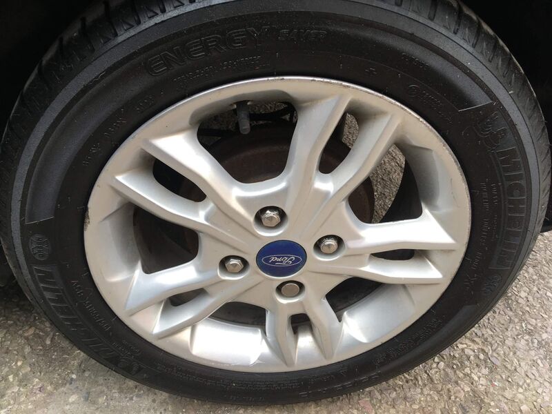 FORD FIESTA