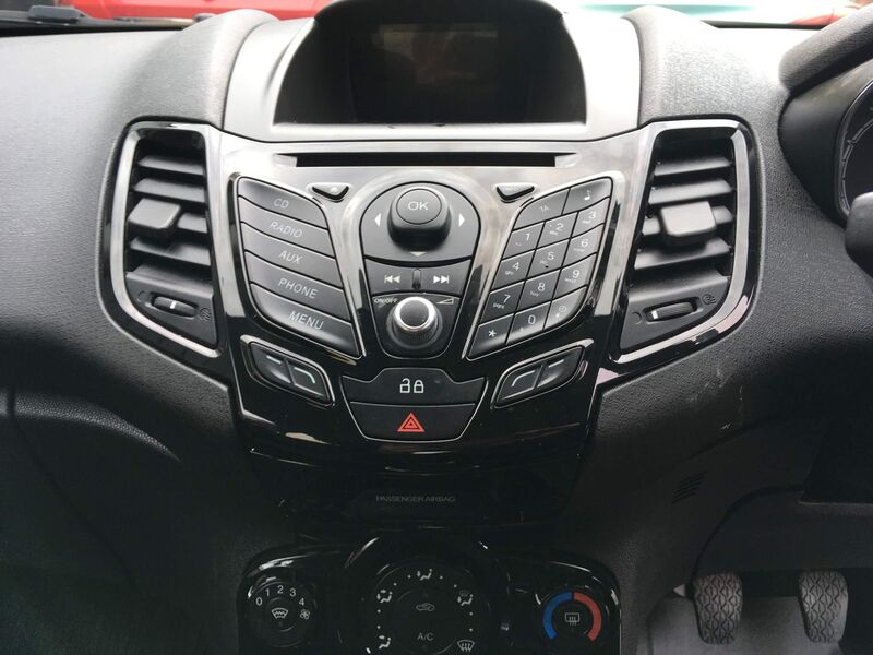FORD FIESTA