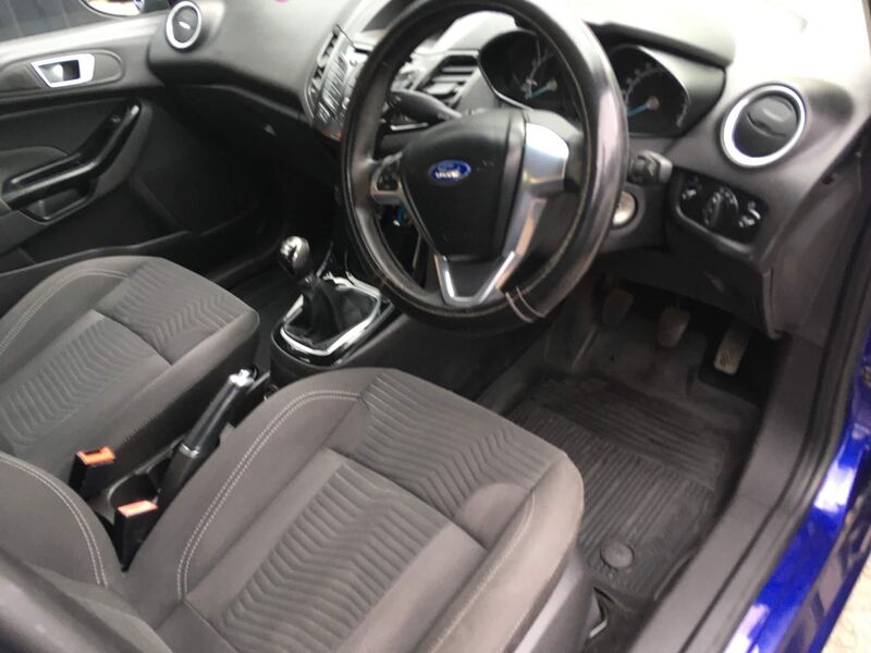 FORD FIESTA
