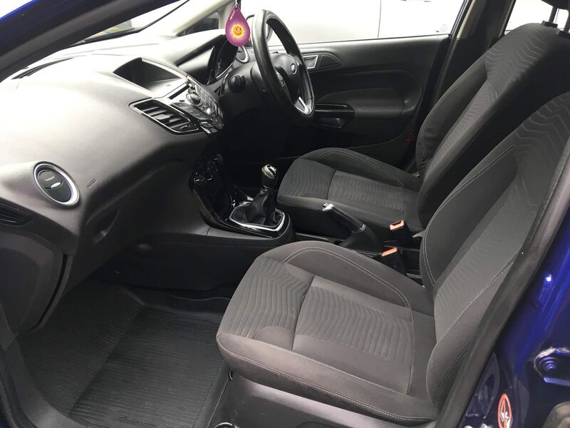 FORD FIESTA