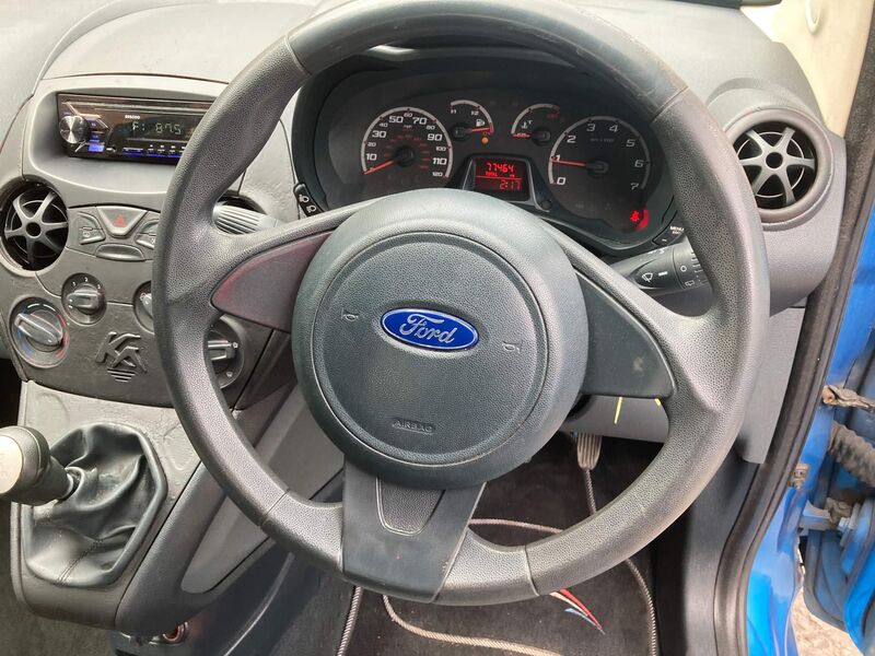 FORD KA