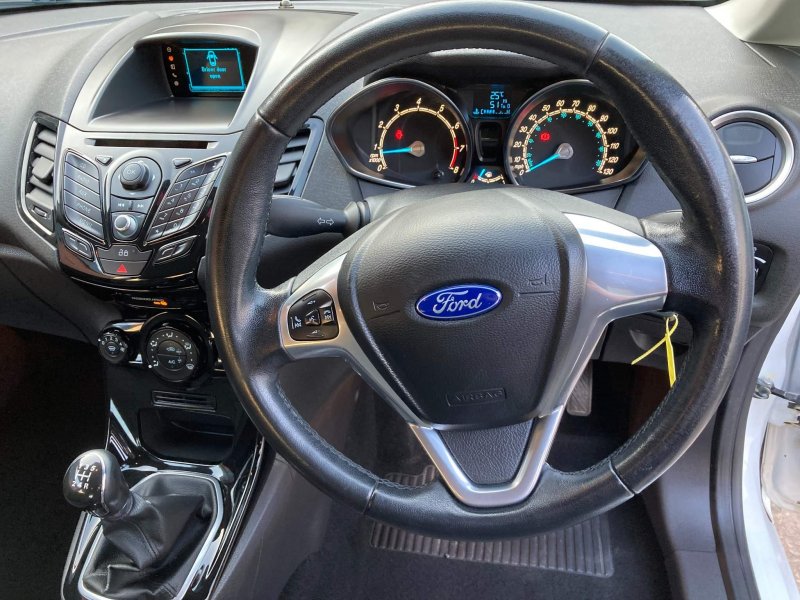 FORD FIESTA