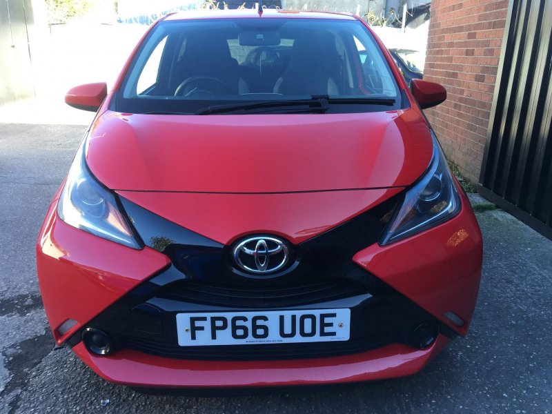 TOYOTA AYGO