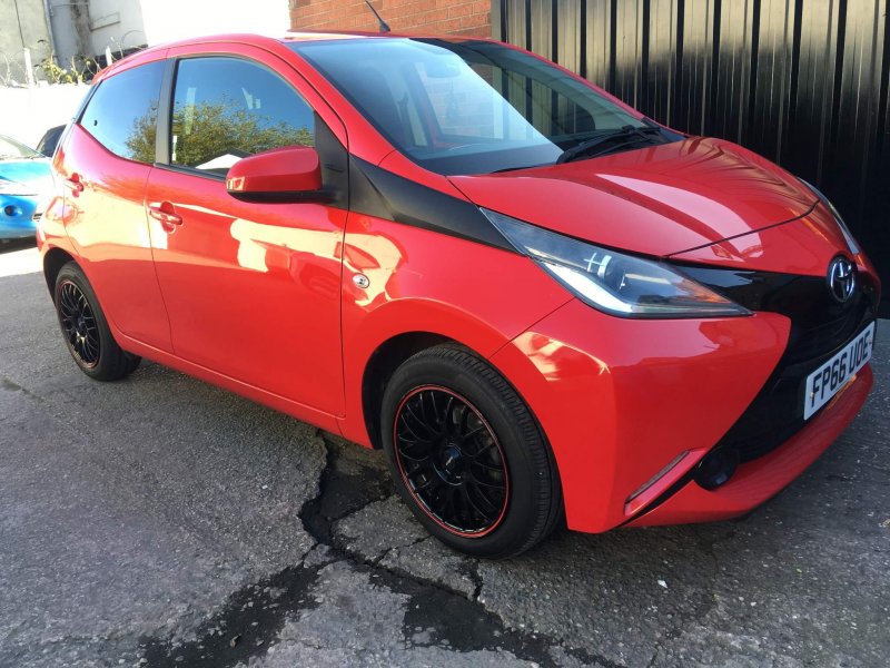 TOYOTA AYGO