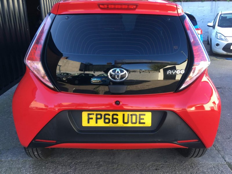 TOYOTA AYGO