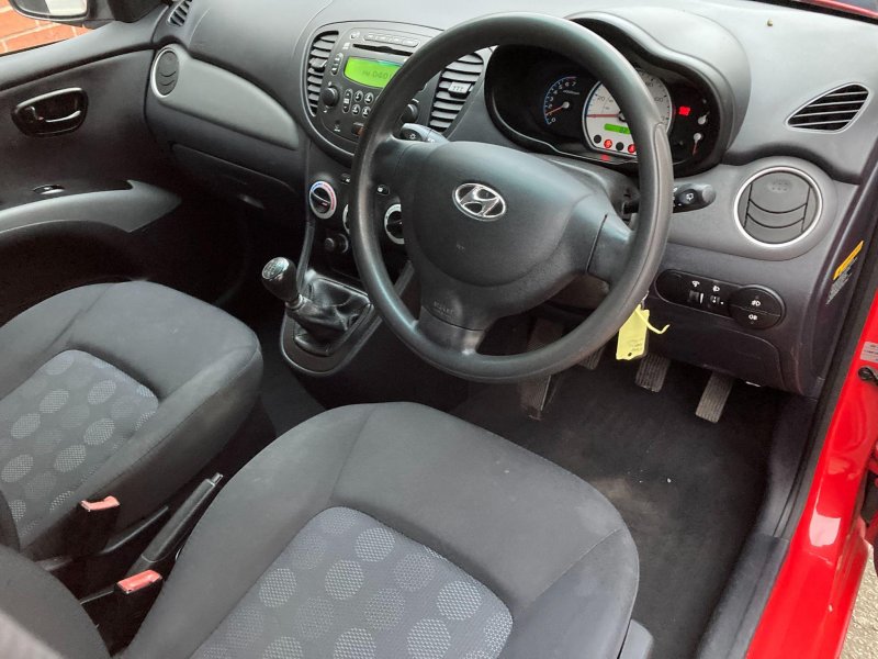 HYUNDAI I10