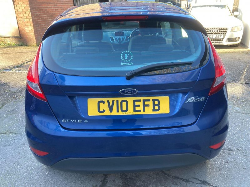 FORD FIESTA
