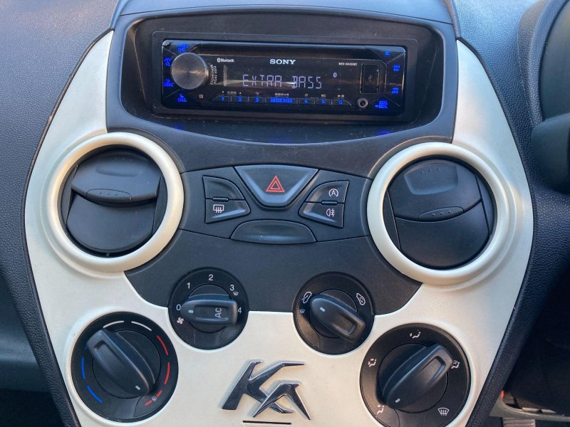 FORD KA
