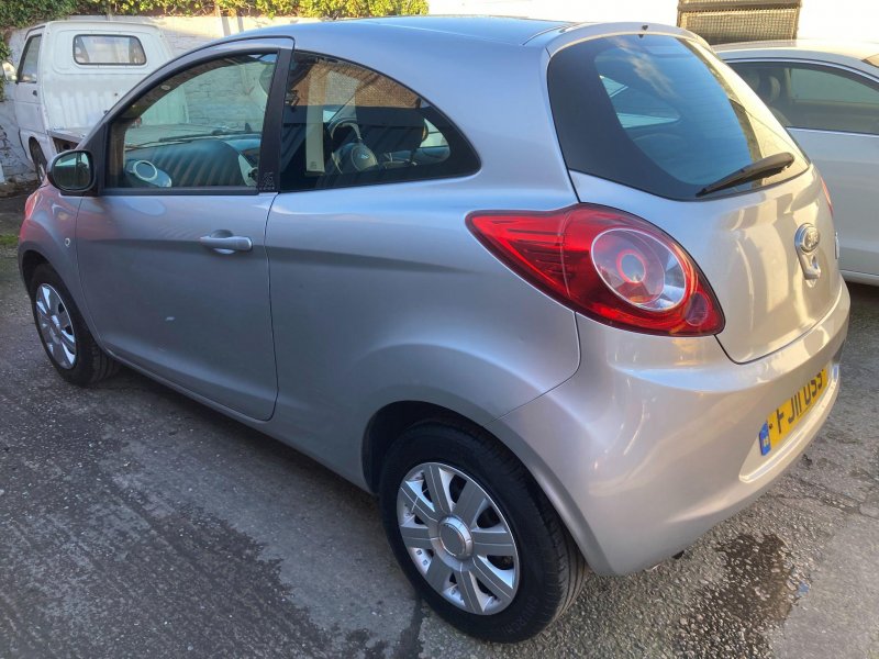 FORD KA