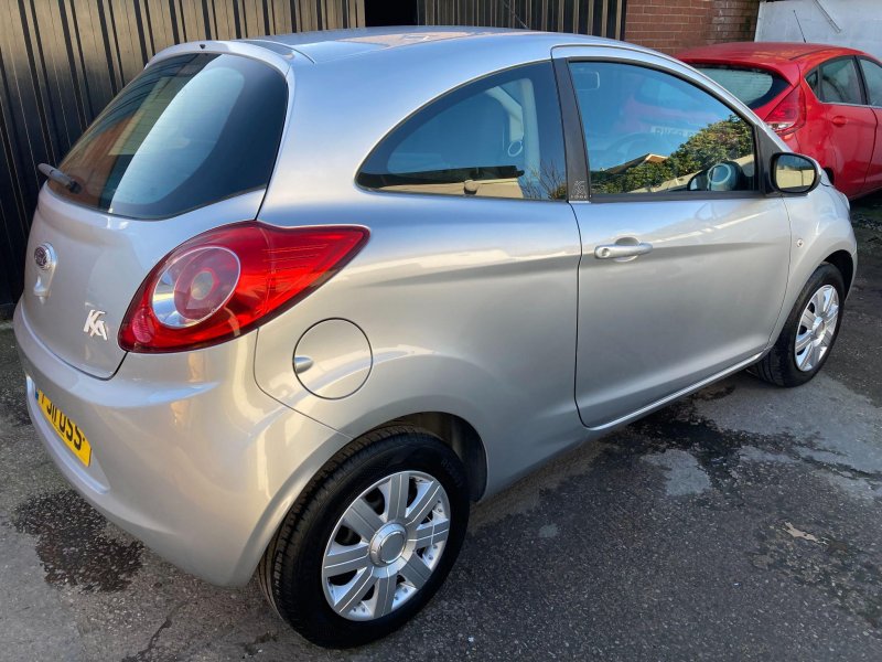 FORD KA