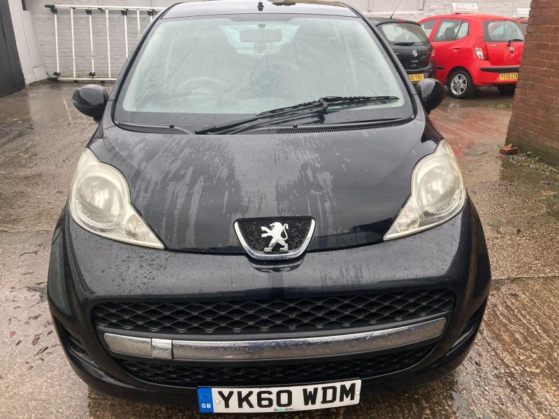 PEUGEOT 107