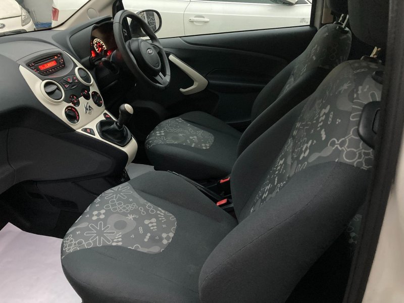 FORD KA