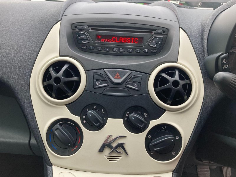 FORD KA