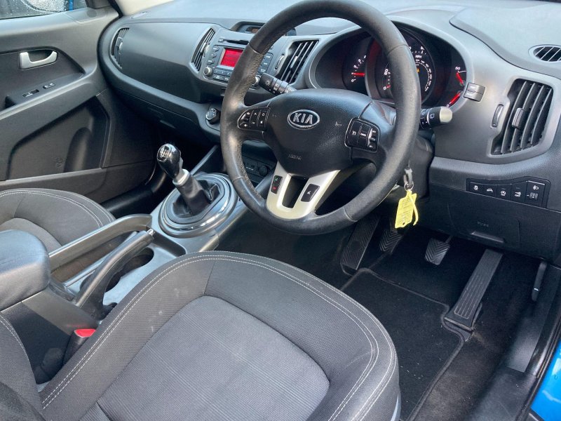 KIA SPORTAGE