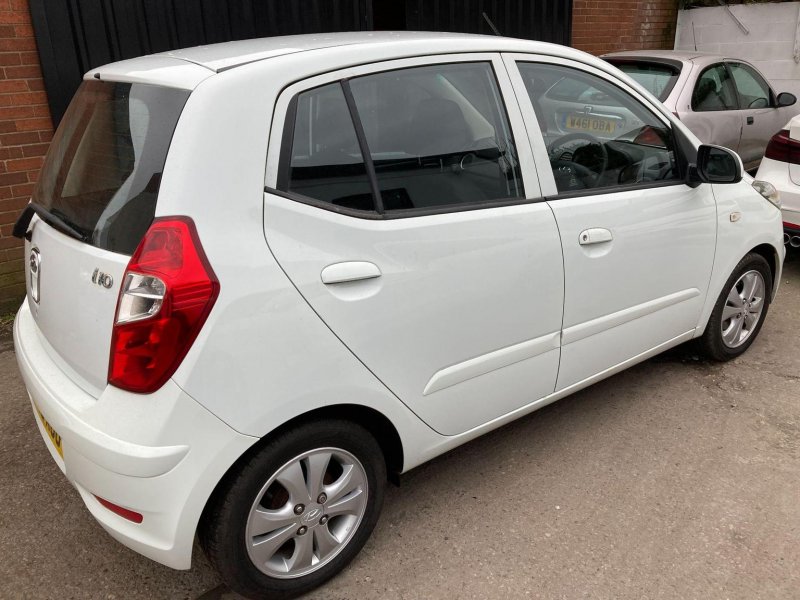 HYUNDAI I10