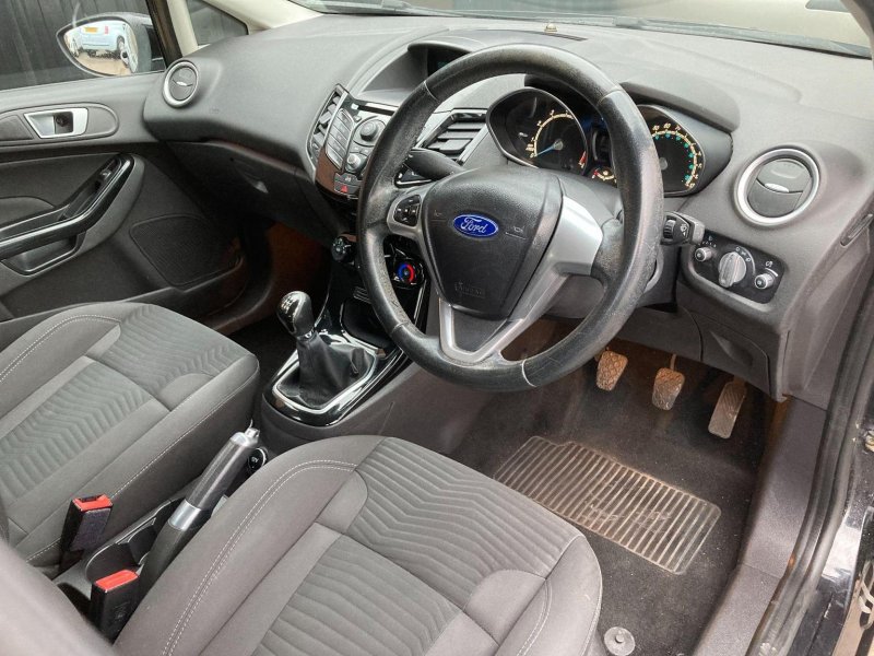 FORD FIESTA