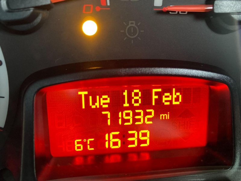 FORD KA