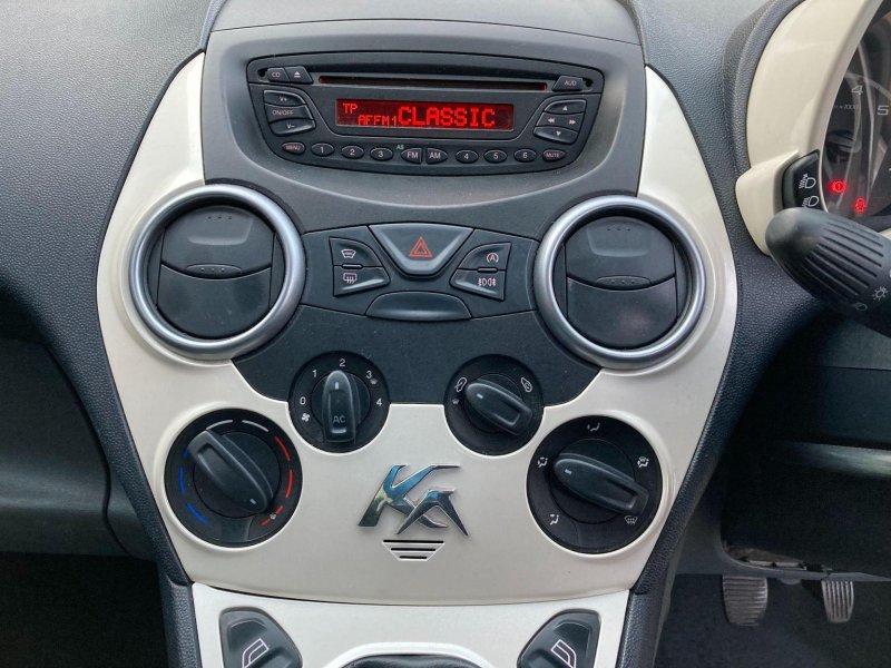 FORD KA