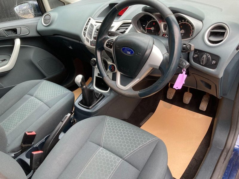 FORD FIESTA