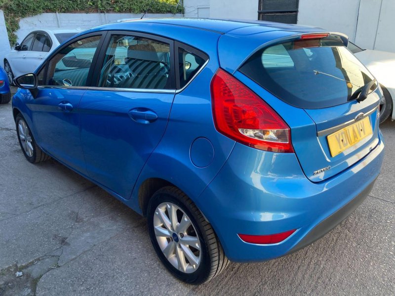FORD FIESTA