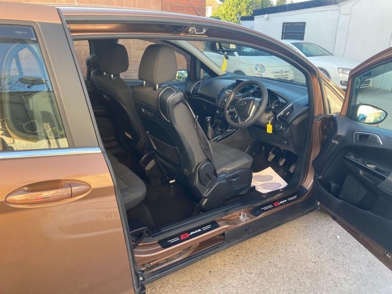 FORD B-MAX