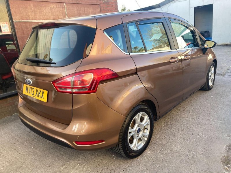 FORD B-MAX
