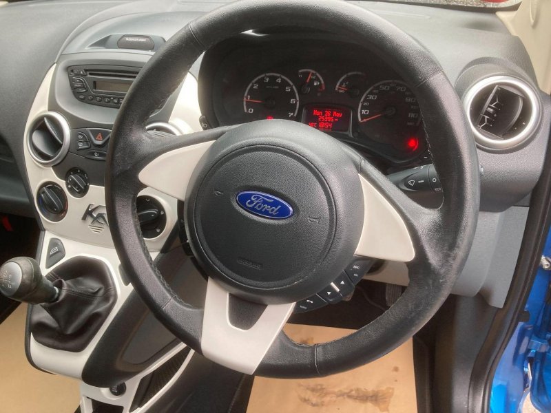 FORD KA
