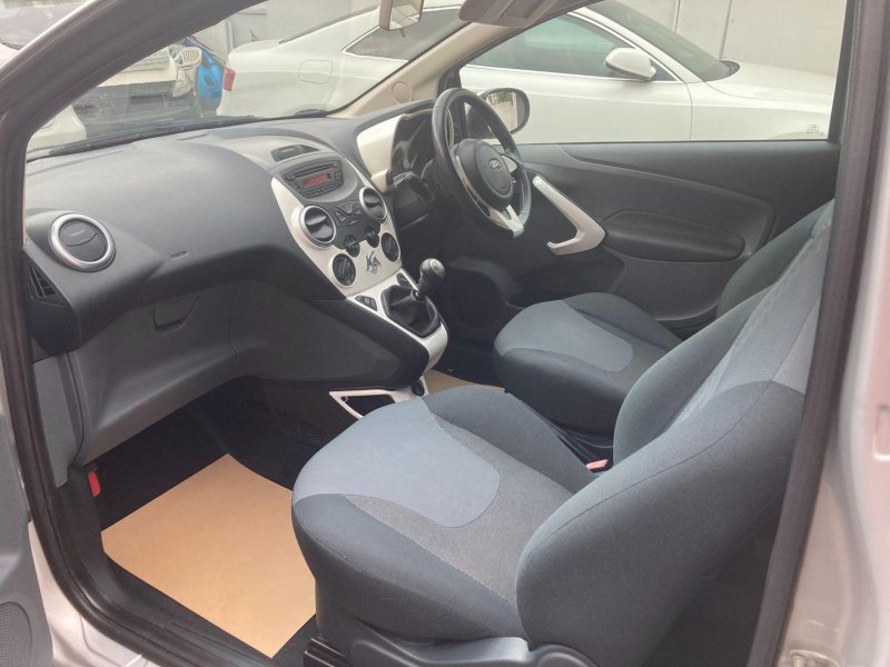 FORD KA