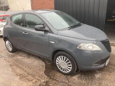 CHRYSLER YPSILON 1.2 Silver Euro 6 5dr