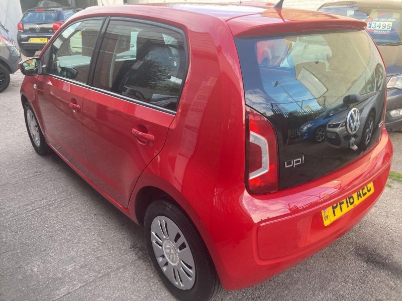 VOLKSWAGEN UP