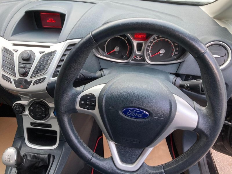 FORD FIESTA