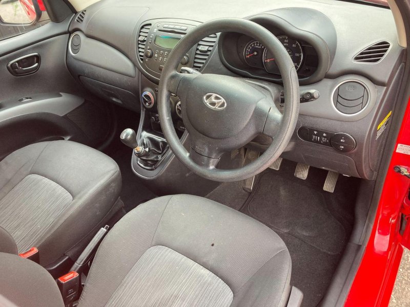 HYUNDAI I10
